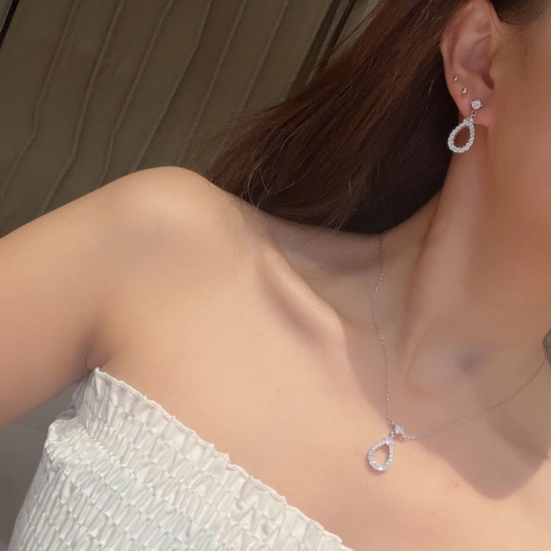 WrinkleFree Harry Winston Necklaces 209823