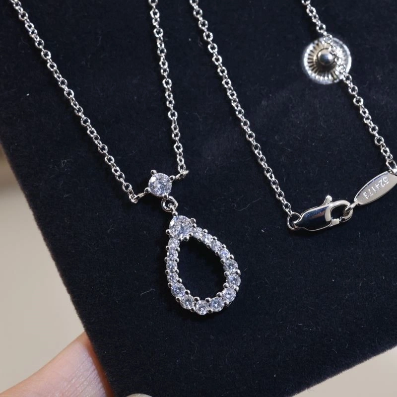 WrinkleFree Harry Winston Necklaces 209823