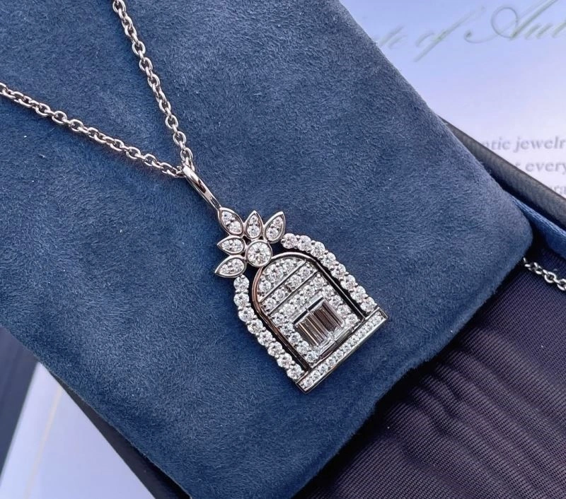 Harry Winston Necklaces Comfortable 209780