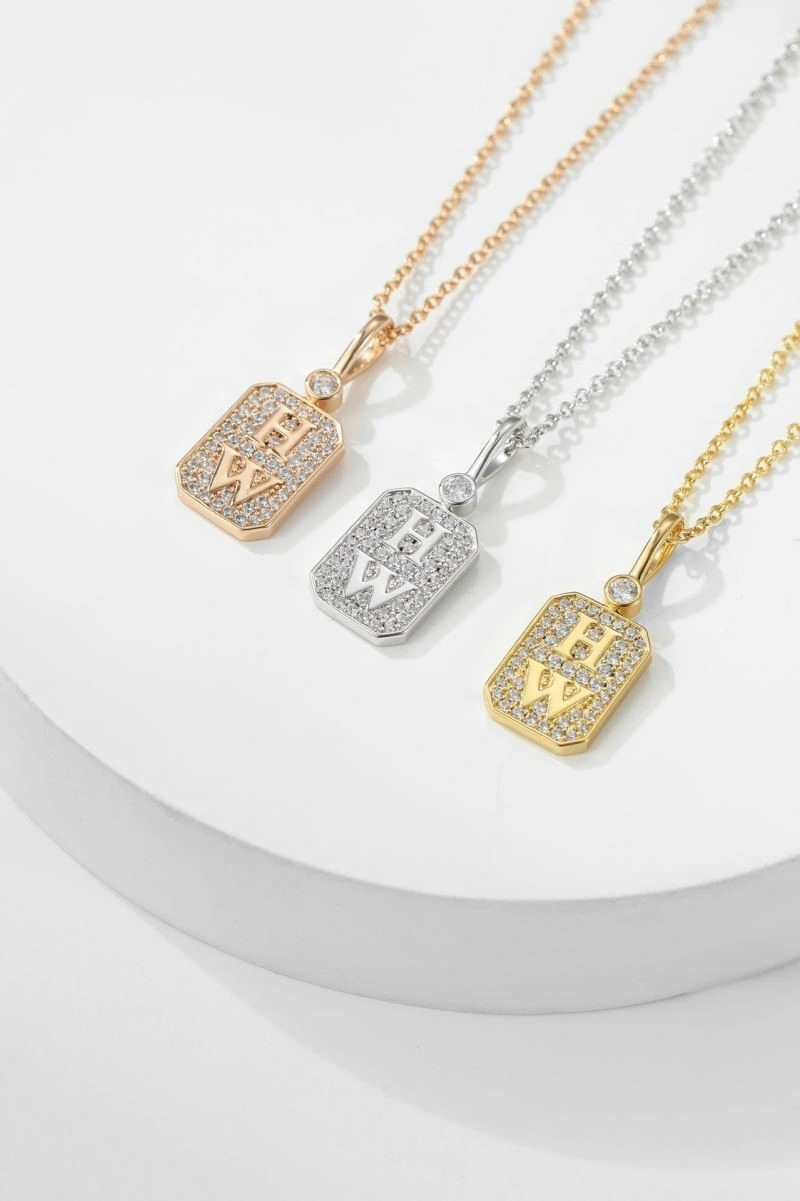 Versatile Harry Winston Necklaces 209255