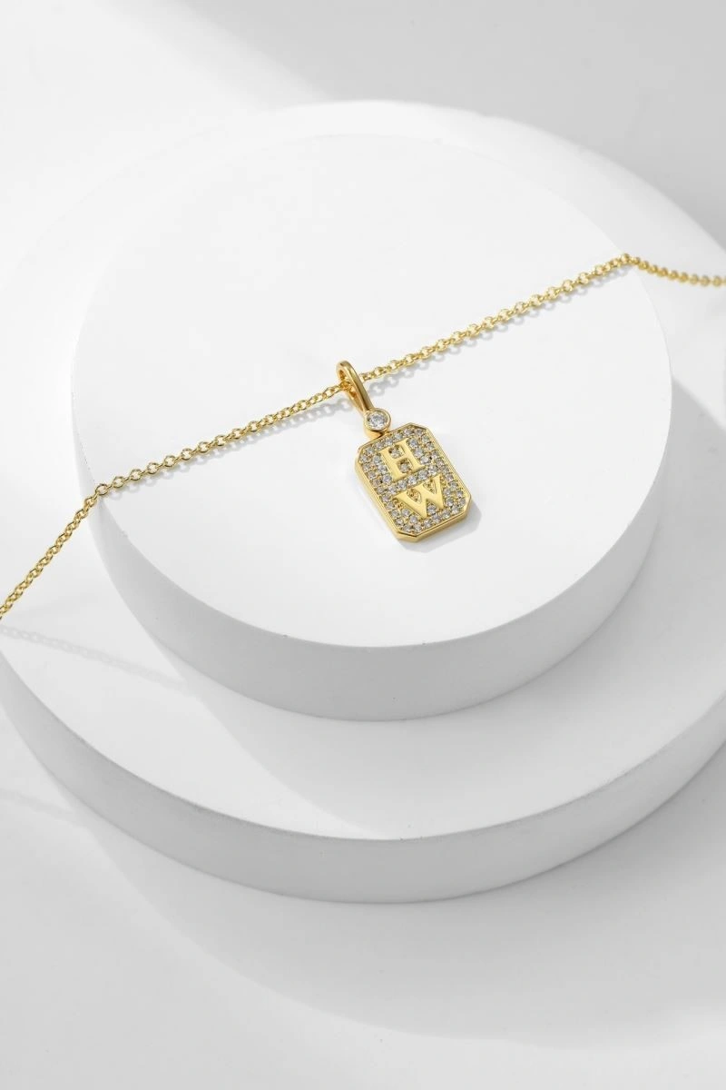 Versatile Harry Winston Necklaces 209255