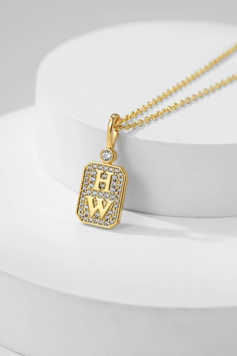 Versatile Harry Winston Necklaces 209255