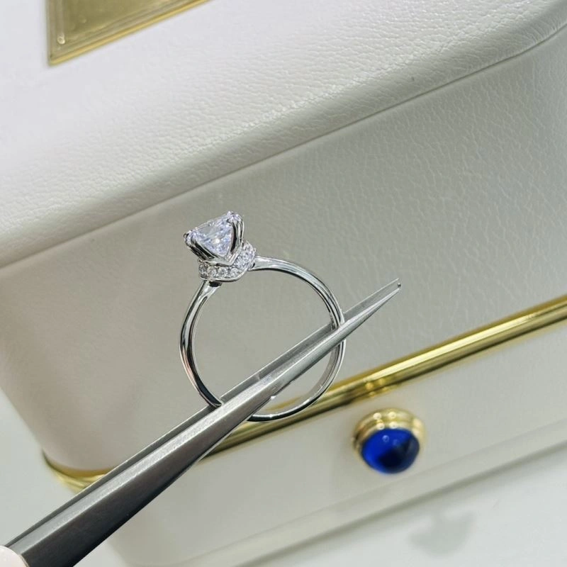 Neat Harry Winston Rings 213917