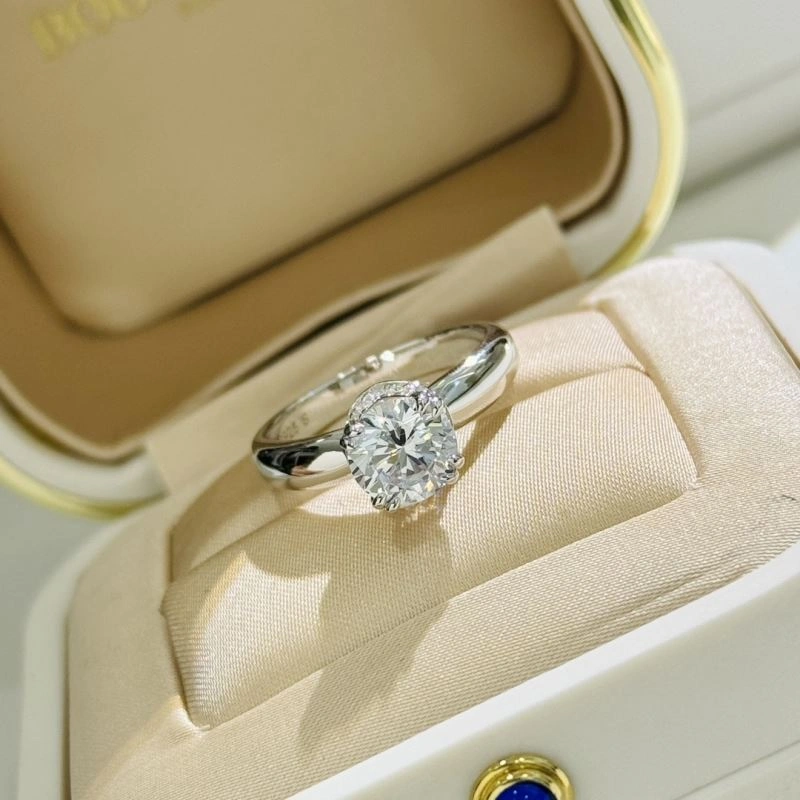 Neat Harry Winston Rings 213917