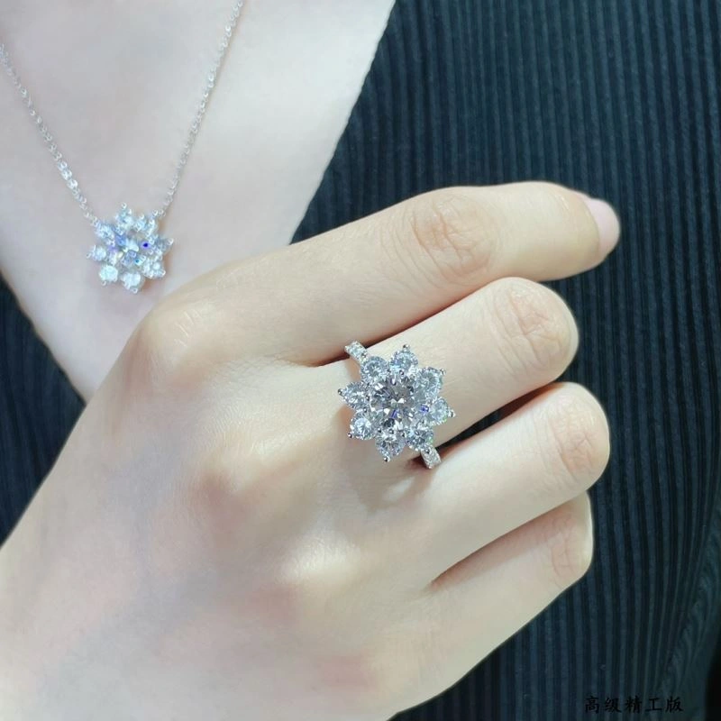 UrbanChic Harry Winston Rings 211957