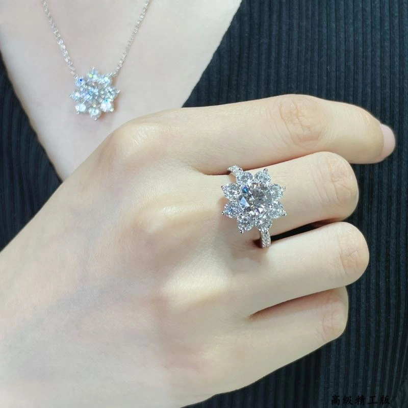 UrbanChic Harry Winston Rings 211957