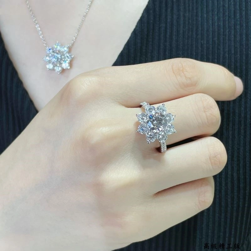 Harry Winston Rings Snug 210626