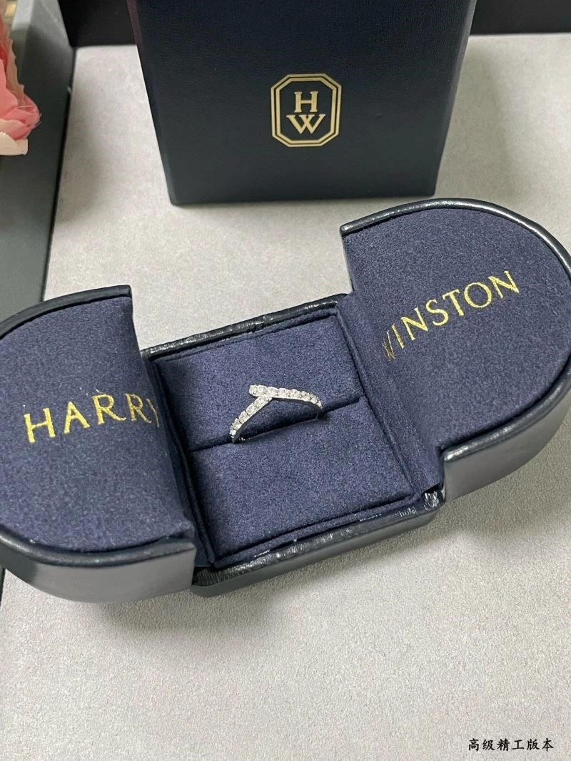 UrbanChic Harry Winston Rings 210646