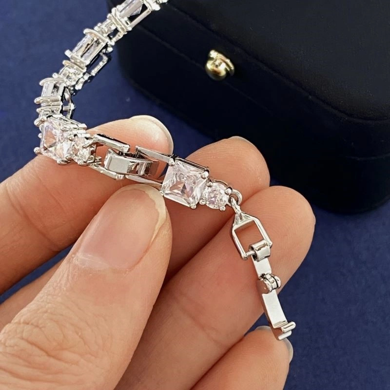 WellDesigned Hefang Bracelets 209750