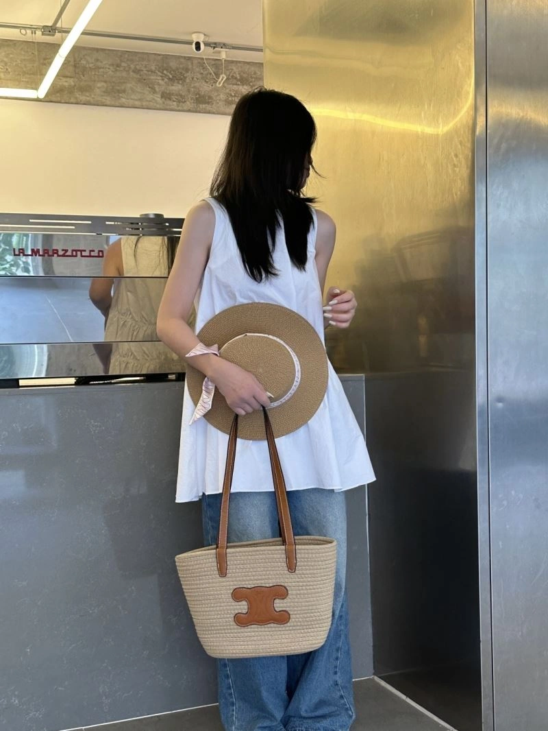 WellDesigned Helen Bags 255660