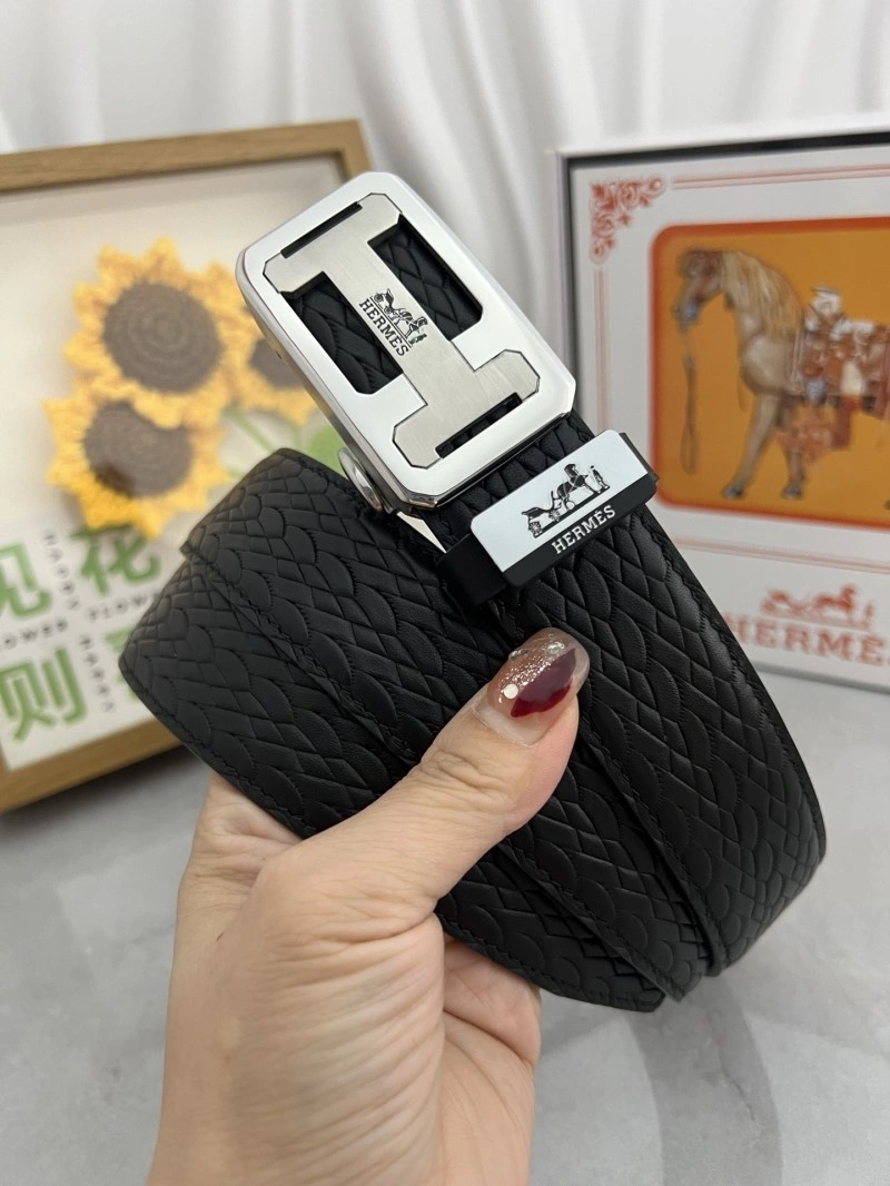 Vibrant Hermes Belts 294923