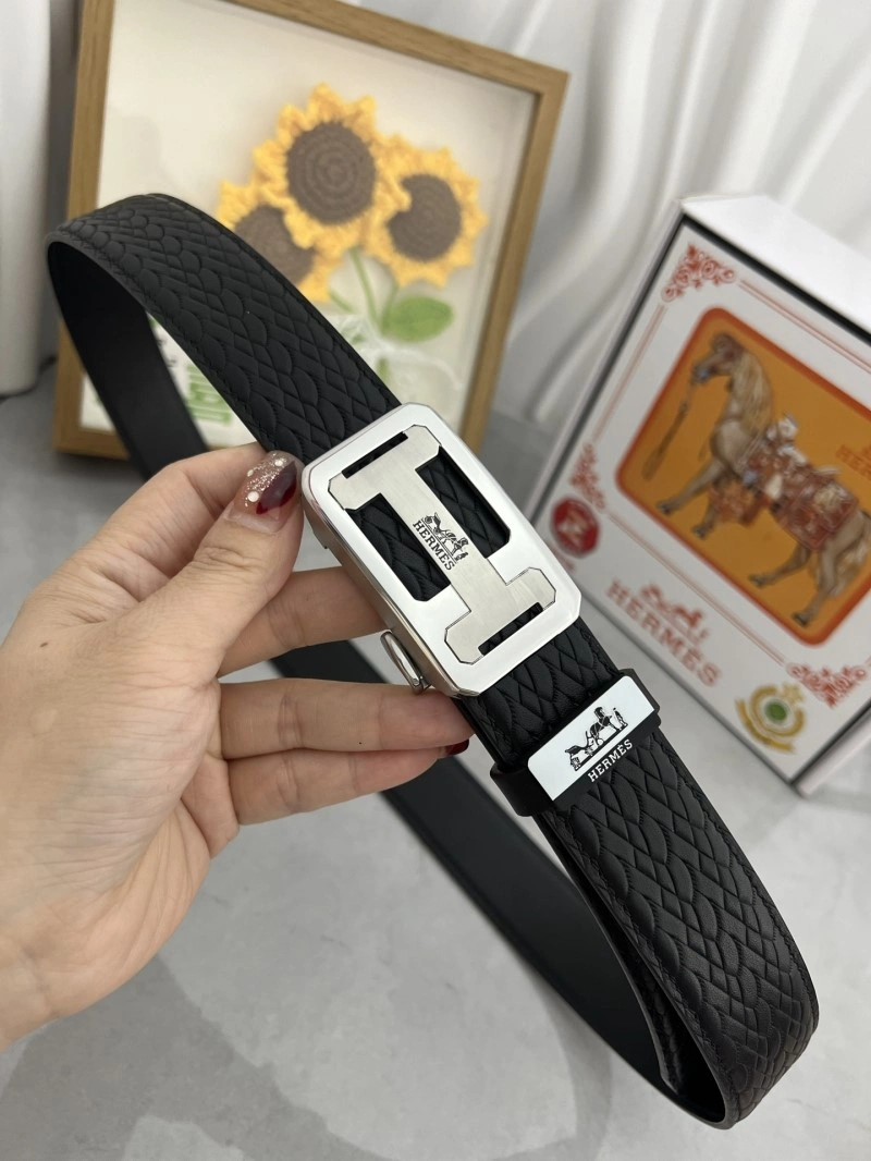 Vibrant Hermes Belts 294923