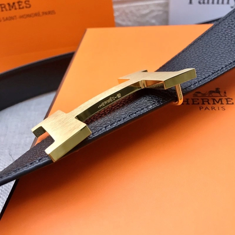 Neat Hermes Belts 294903
