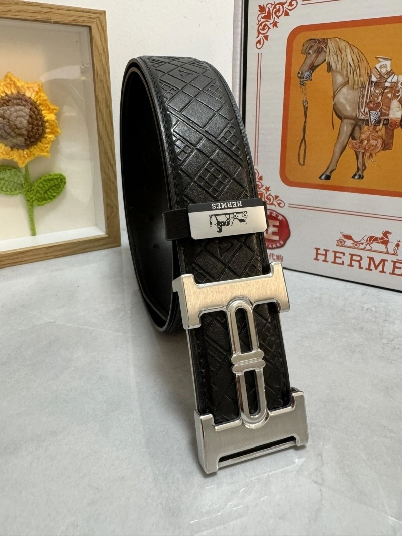 UrbanChic Hermes Belts 295992