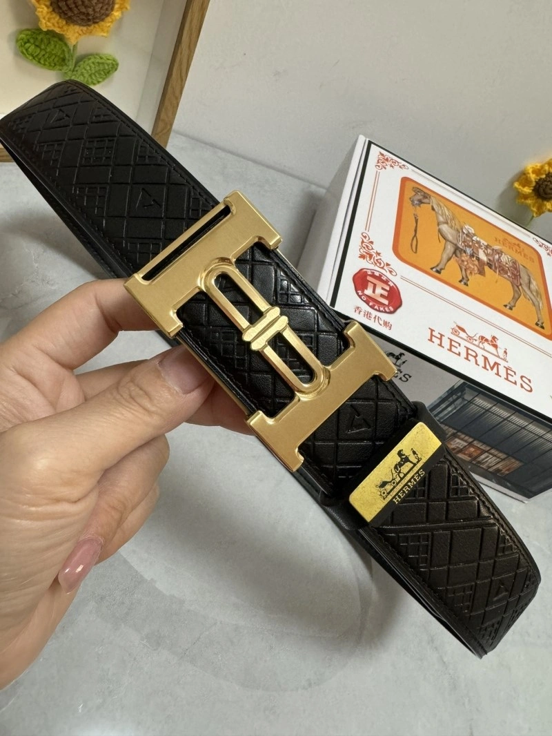 UrbanChic Hermes Belts 295992