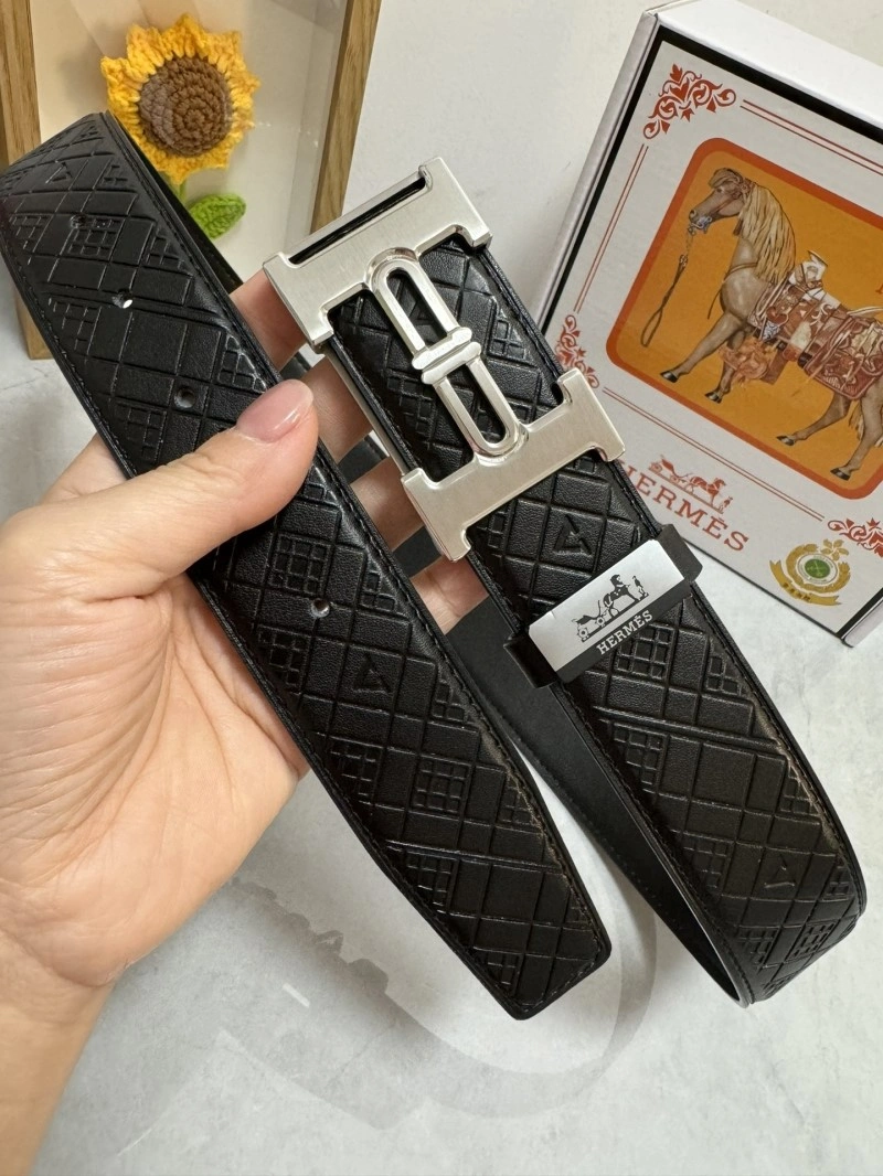UrbanChic Hermes Belts 295992