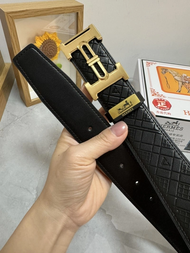 UrbanChic Hermes Belts 295992