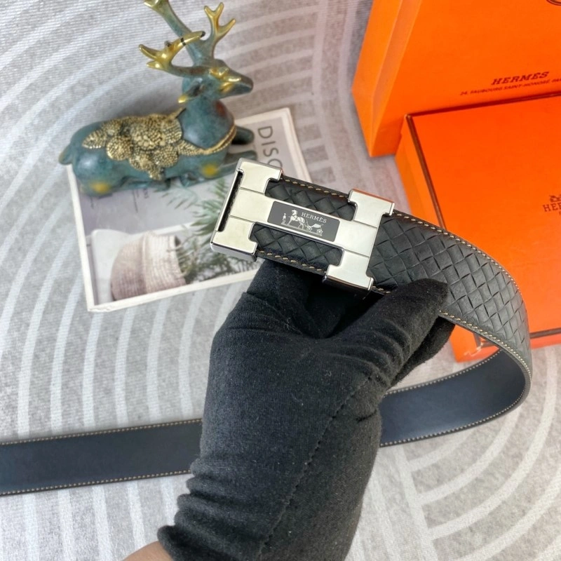 Neat Hermes Belts 295896