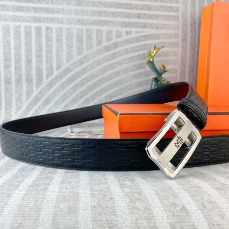 UrbanChic Hermes Belts 295854