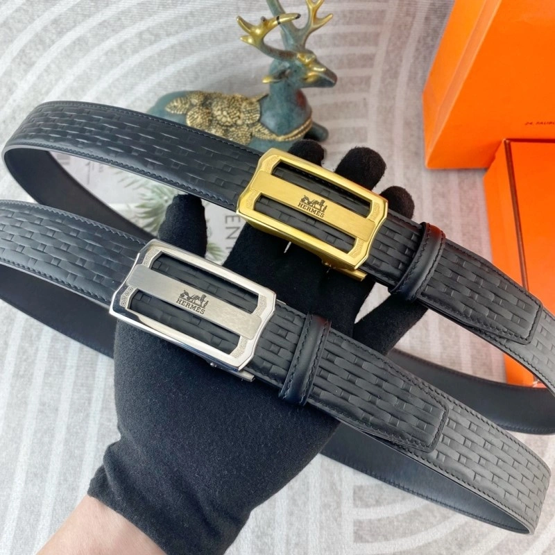 UrbanChic Hermes Belts 295854