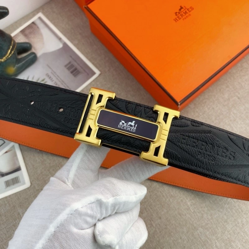 UrbanChic Hermes Belts 295793