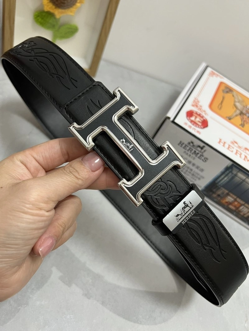 Vibrant Hermes Belts 295235