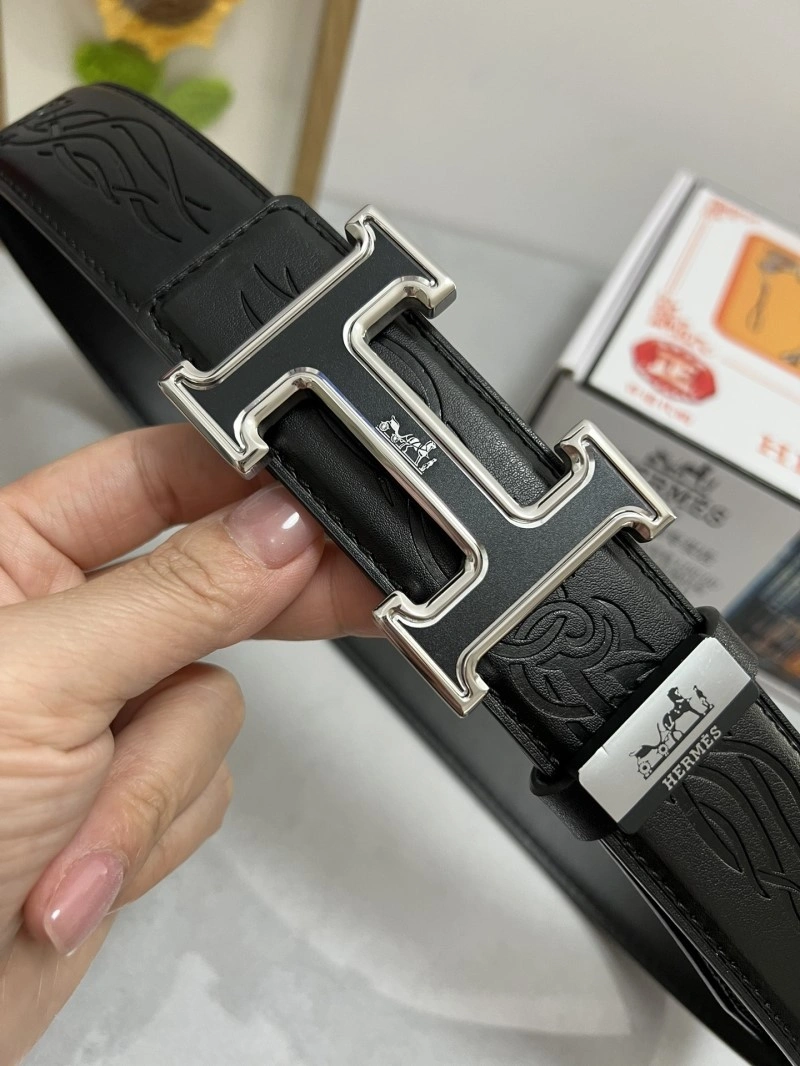 Vibrant Hermes Belts 295235