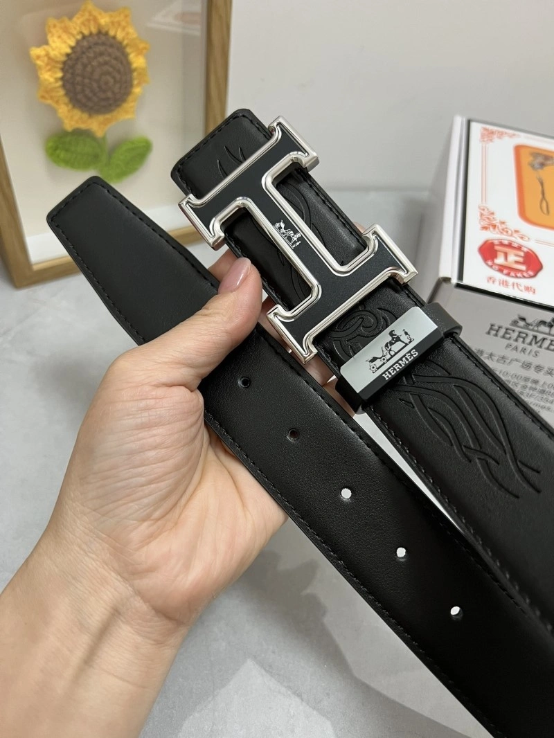 Vibrant Hermes Belts 295235