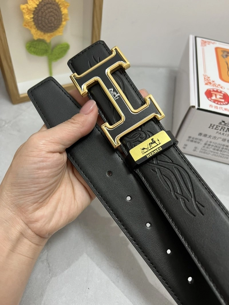 UrbanChic Hermes Belts 295219