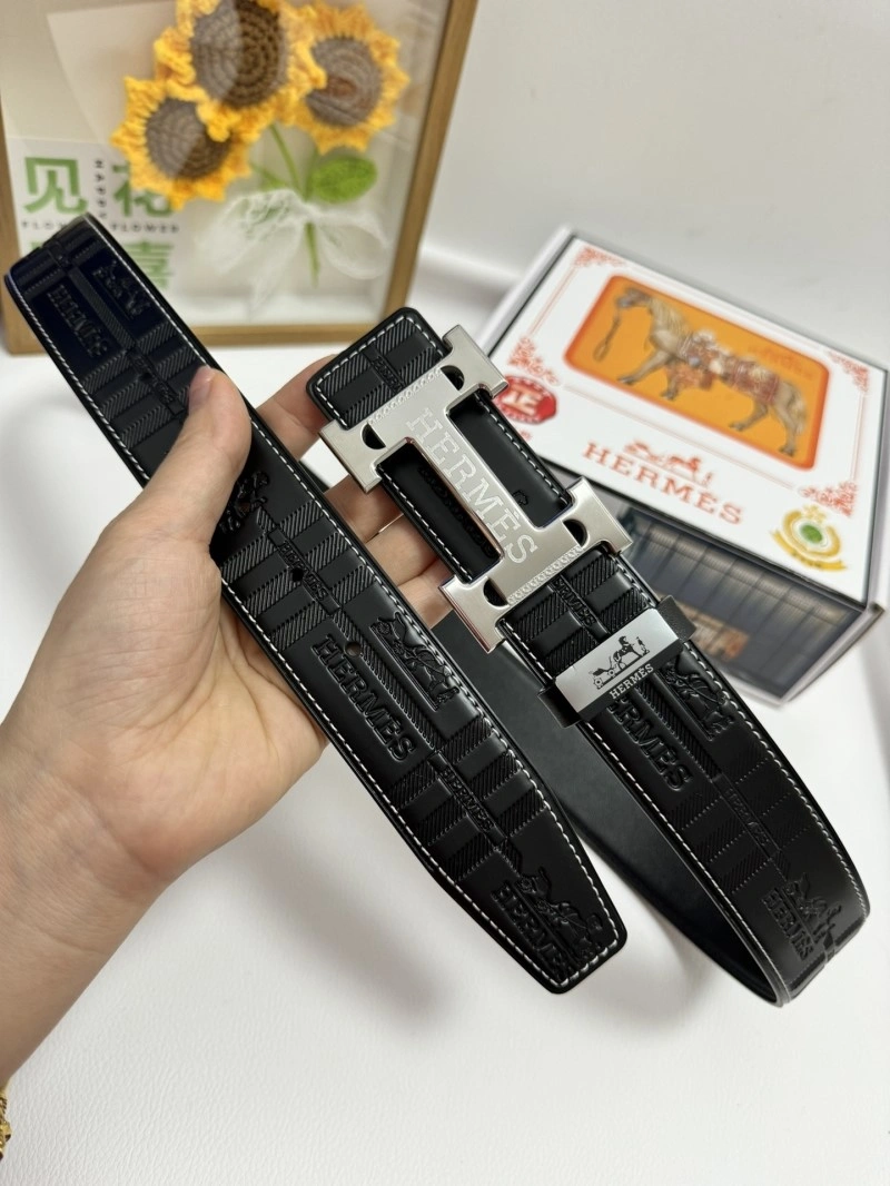 UrbanChic Hermes Belts 294517