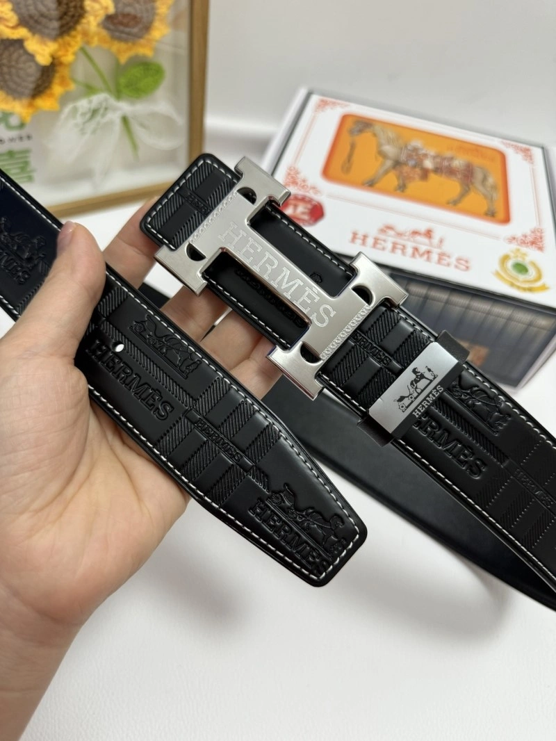 UrbanChic Hermes Belts 294517