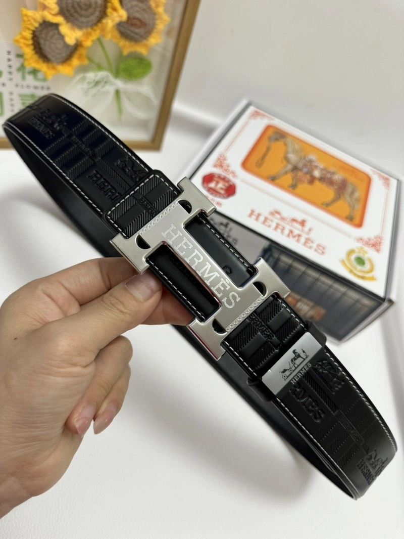 UrbanChic Hermes Belts 294517