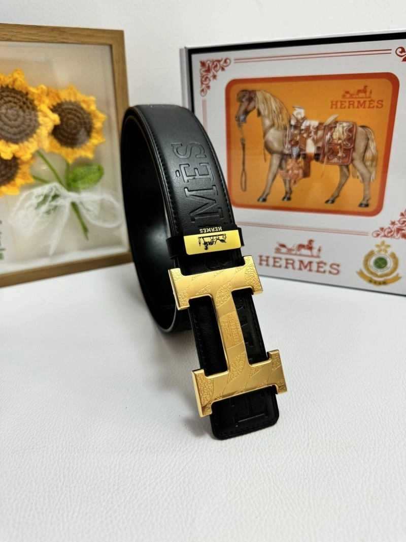 Vibrant Hermes Belts 294464