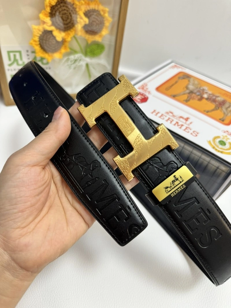 Vibrant Hermes Belts 294464