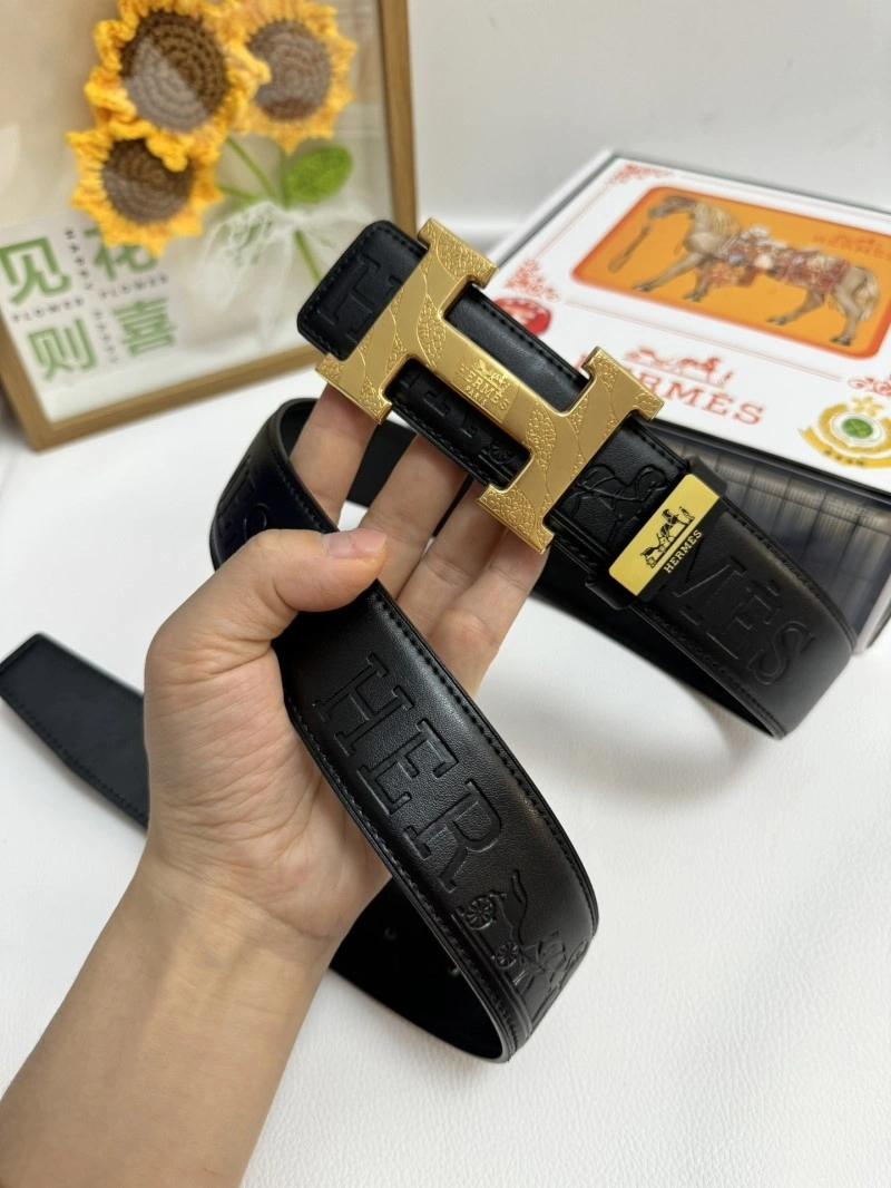 Vibrant Hermes Belts 294464