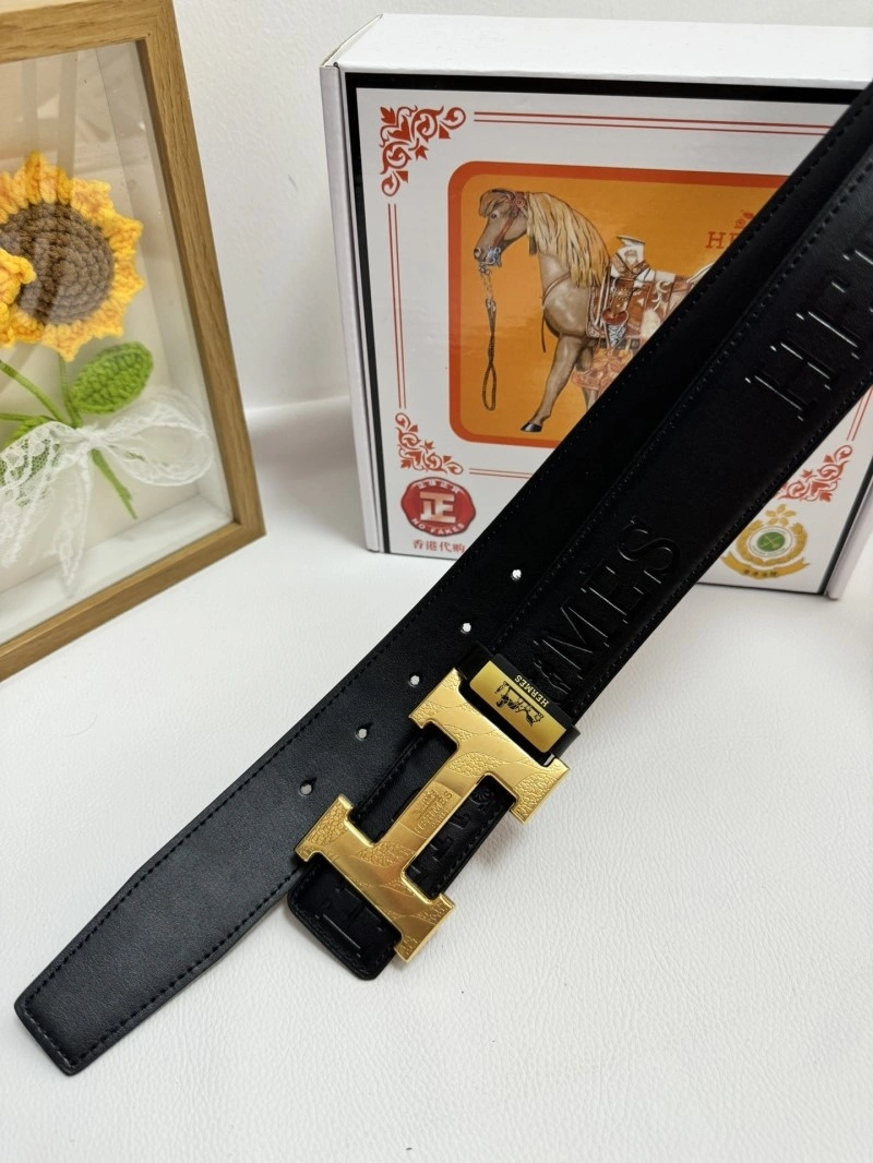 Vibrant Hermes Belts 294464
