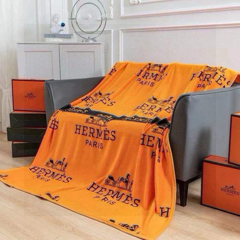Packable Hermes Blanket 256567