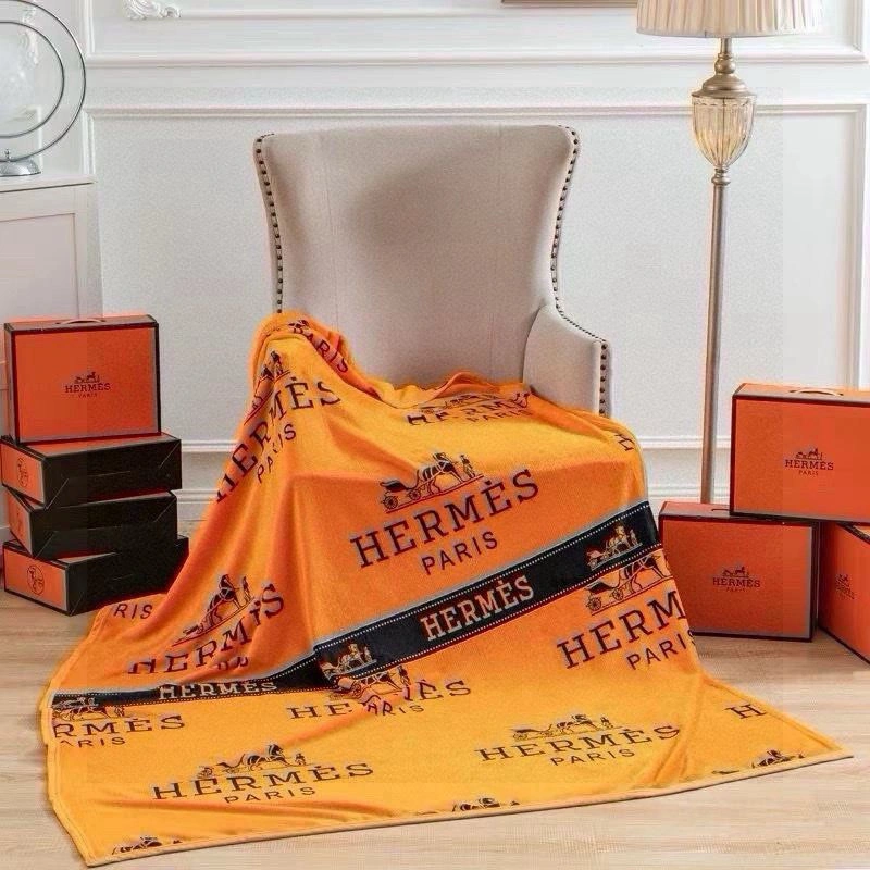 Packable Hermes Blanket 256567