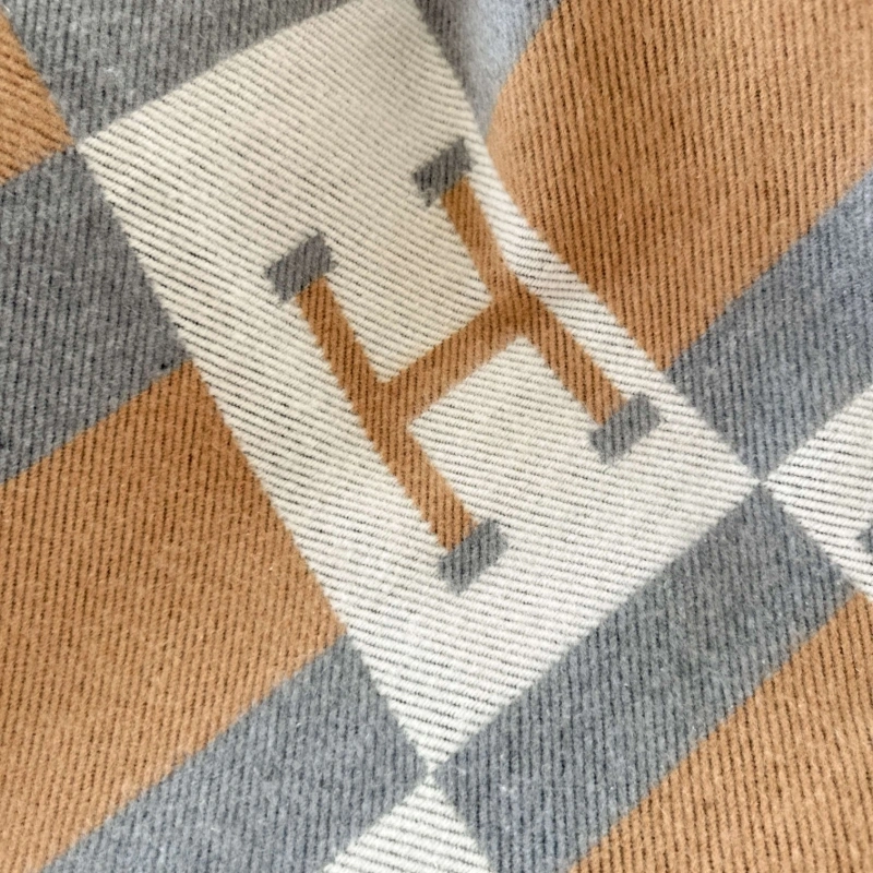 Comfortable Hermes Blanket 256598