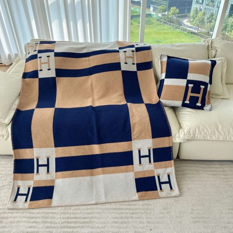 Breathable Hermes Blanket 256595