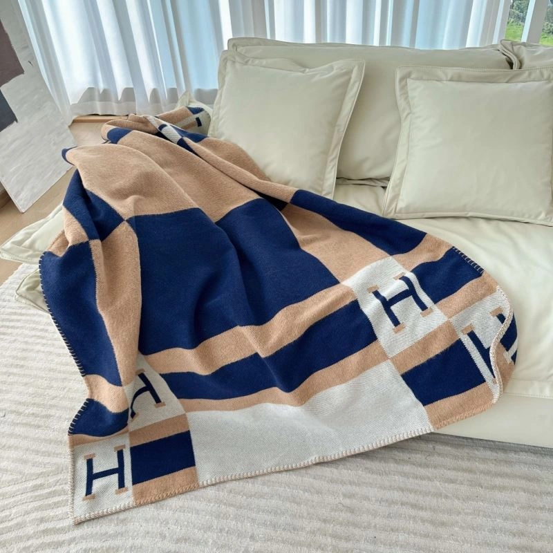 Breathable Hermes Blanket 256595