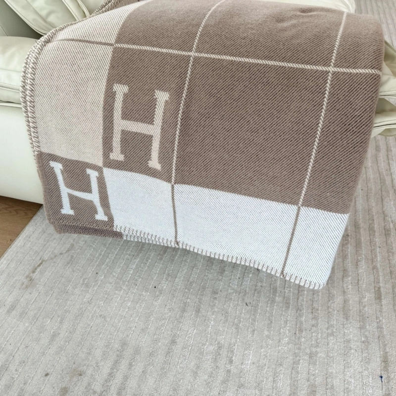 OdorResistant Hermes Blanket 256601