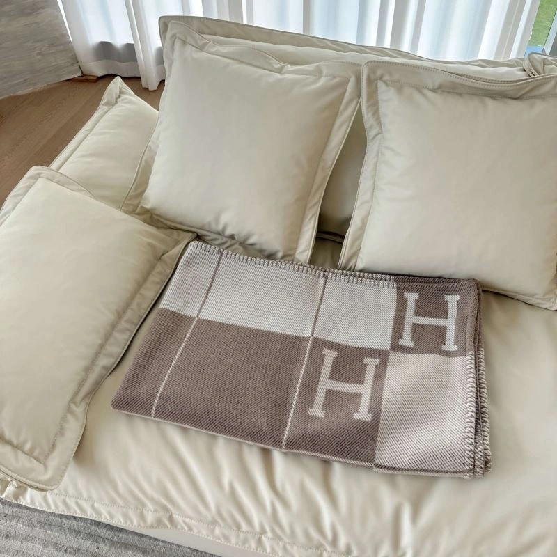 OdorResistant Hermes Blanket 256601