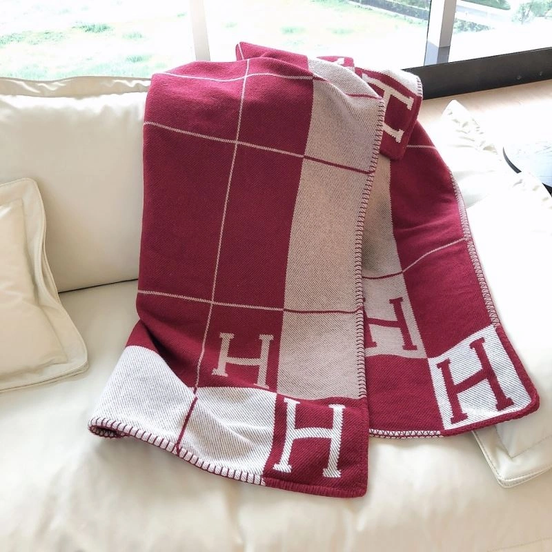 NewStyle Hermes Blanket 256586
