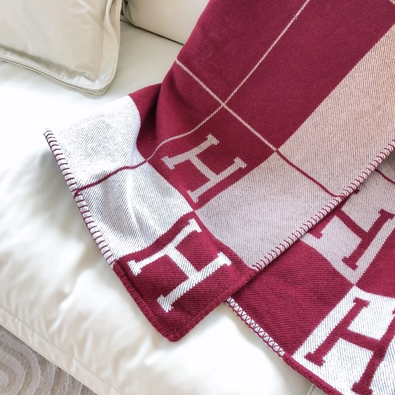NewStyle Hermes Blanket 256586