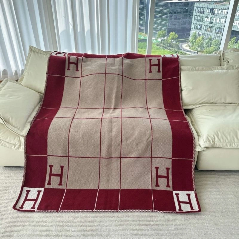 NewStyle Hermes Blanket 256586