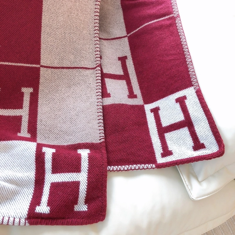 NewStyle Hermes Blanket 256586