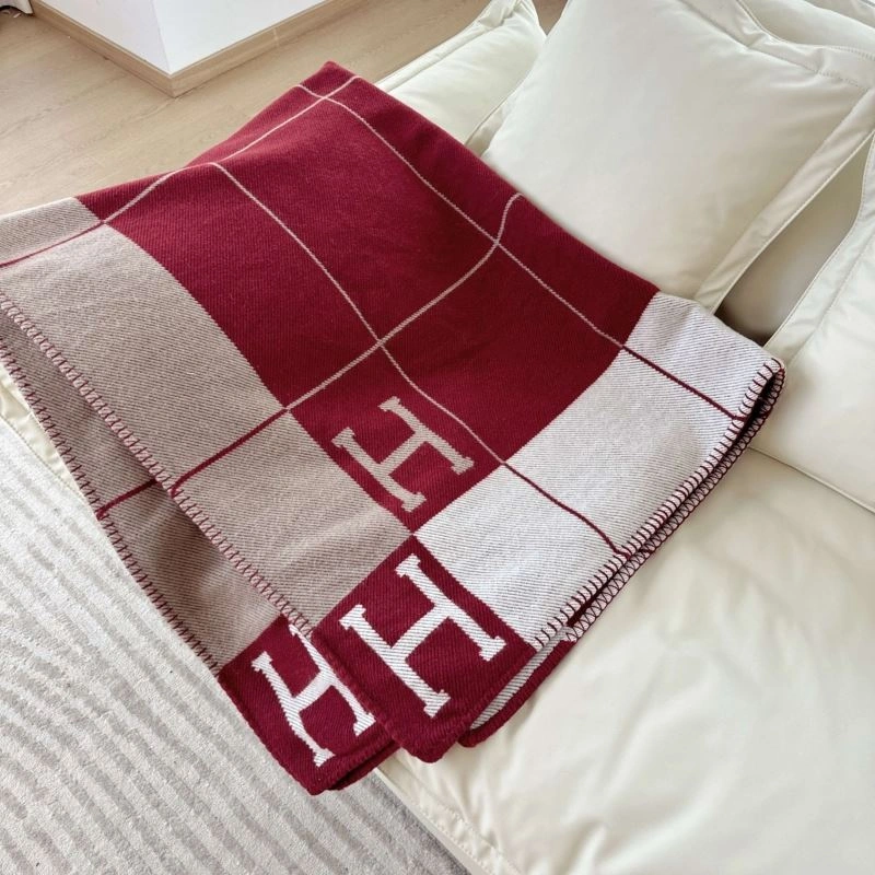 NewStyle Hermes Blanket 256586