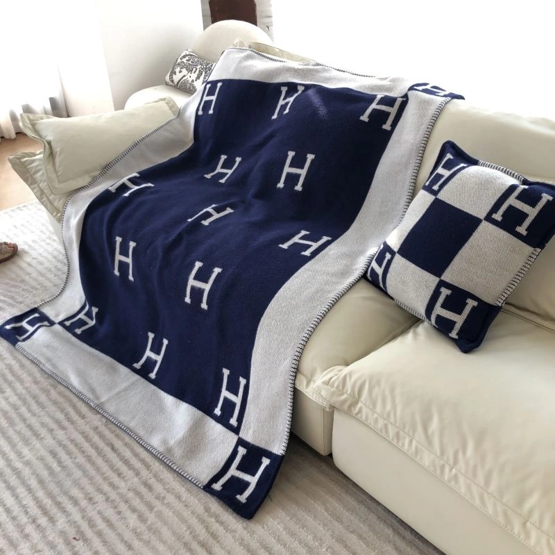 StreetReady Hermes Blanket 256592