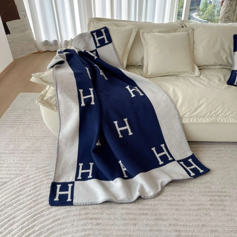 StreetReady Hermes Blanket 256592